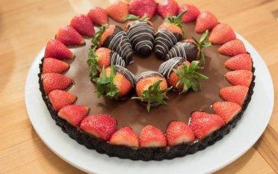 Pyragas «Braškė šokolade»