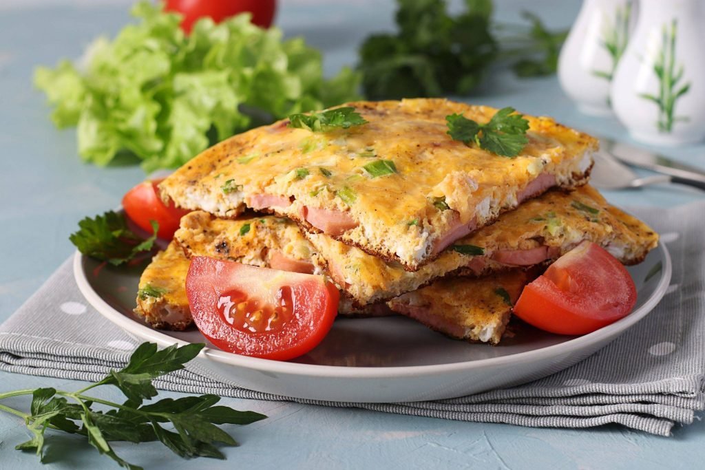 Omletas su mėsos konservais