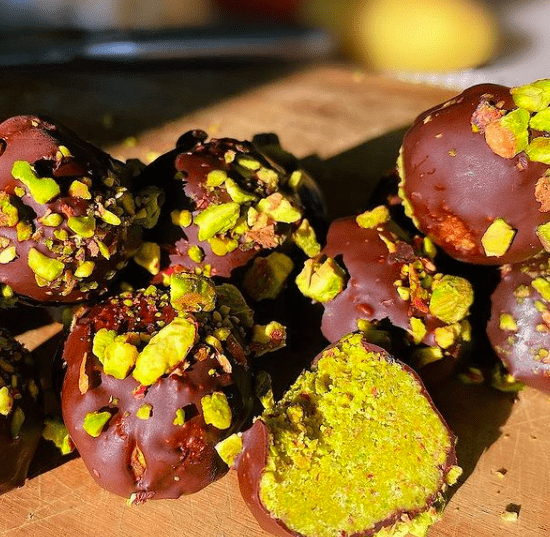 Kokosų ir pistacijų rutuliukai