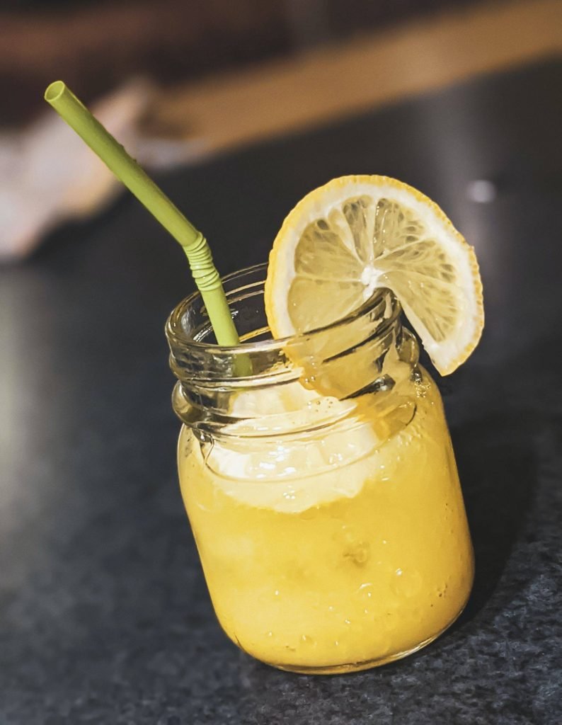 Naminis limonadas su čiobreliais